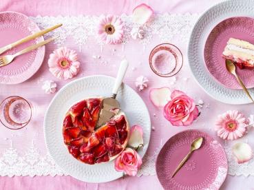 Spitze Stoff auf Rolle. 45cm x 9m