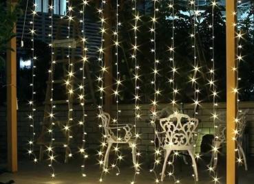 LED Lichterkette Vorhang 2x4m, verlängerbar