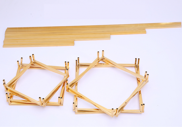 Blumenständer, Dekoständer. Metall. (zerlegbar)