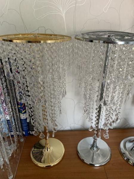 Blumenständer, Dekoständer mit Krystal Hänger (Verleih)