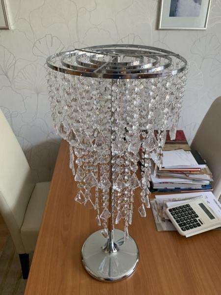 Blumenständer, Dekoständer mit Krystal Hänger (Verleih)