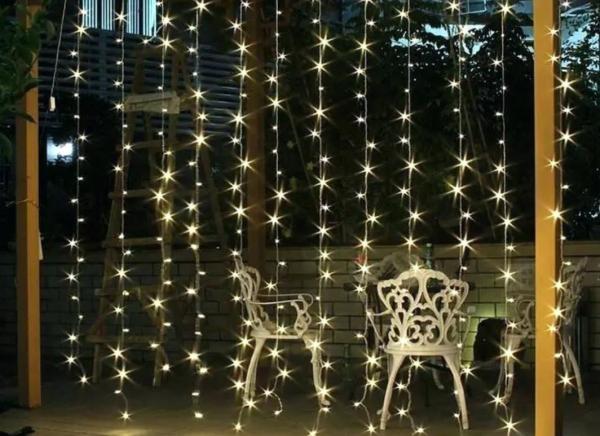 LED Lichterkette Vorhang 2x4m, verlängerbar