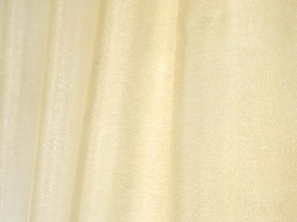 Organza in Ballen. B1,5m; L=50m