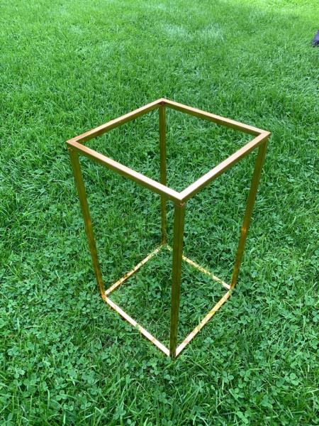 Blumenständer, Dekoständer. Metall. (zerlegbar)